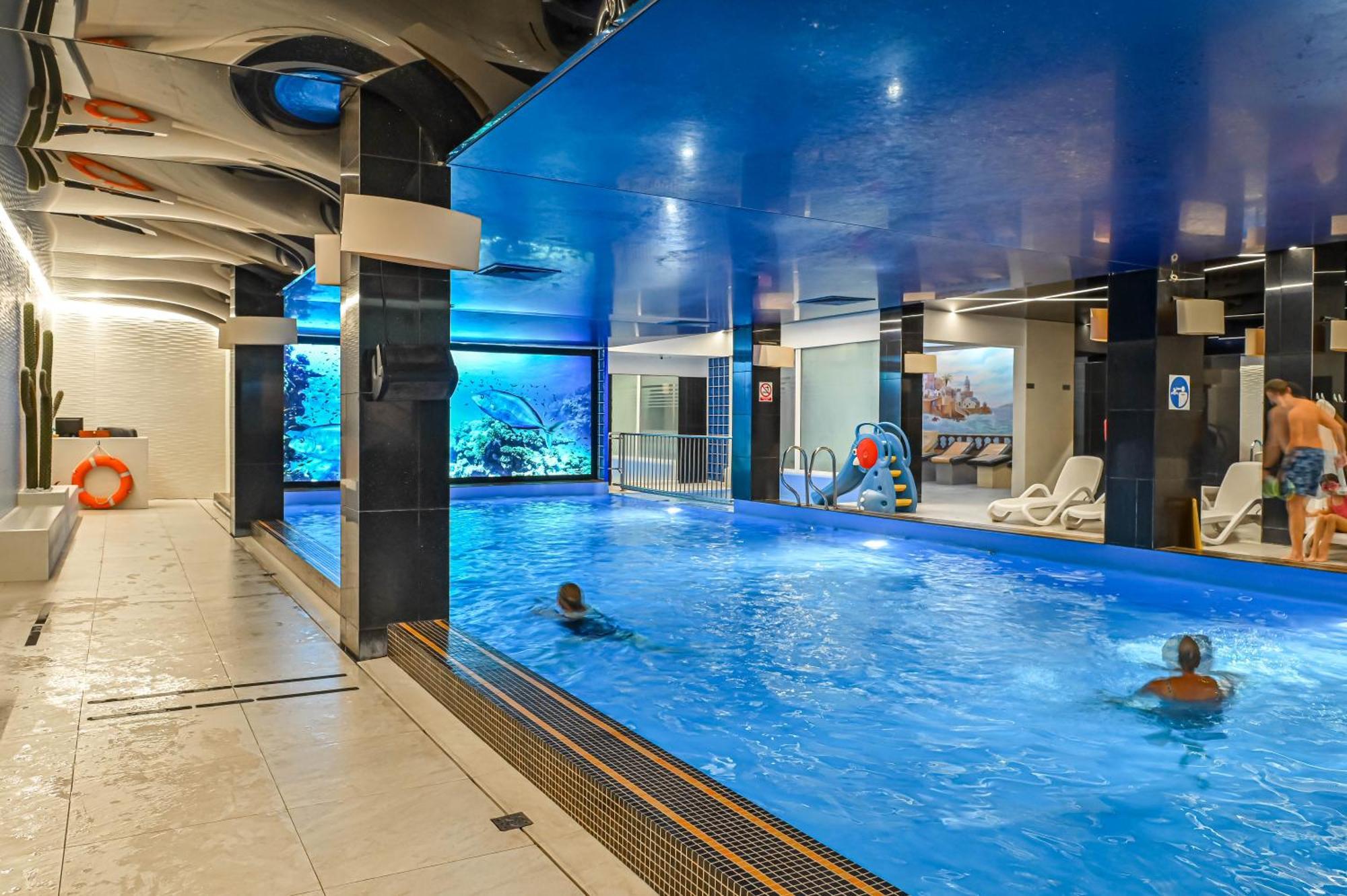 Faltom Gdynia Готель 4*